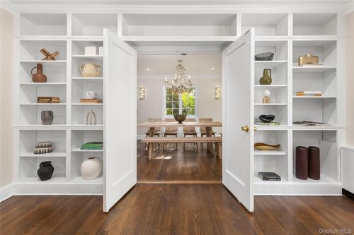 4725 Independence Ave, Bronx, NY, 10471-3209 | Card Image