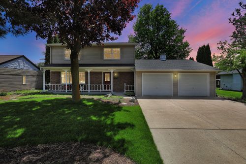 811 Ionia Rd, Portland, MI, 48875-1030 | Card Image
