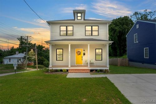 303 Webster St, Petersburg, VA, 23803-4319 | Card Image