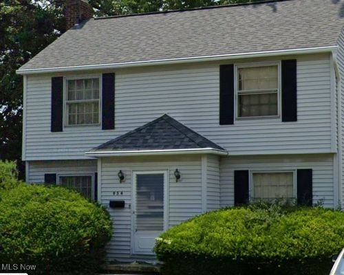 954 Hartford Ave, Akron, OH, 44320-2740 | Card Image