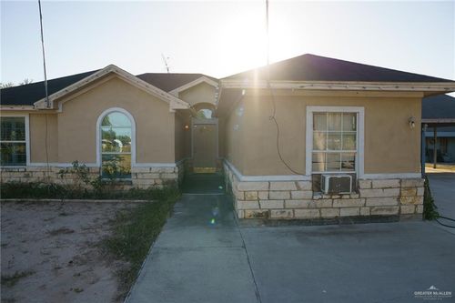 23517 Goldwing Way Rd, Edcouch, TX, 78538-3592 | Card Image