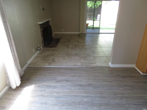 1255 Whitehall Way, Vacaville, CA, 95687-5645 | Card Image