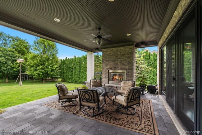 026-5385 Longmeadow Rd-26.jpg | Image 86