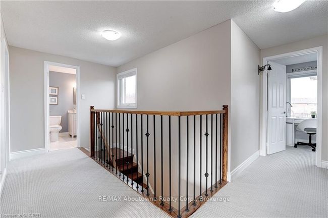 Bright upper hallway | Image 15