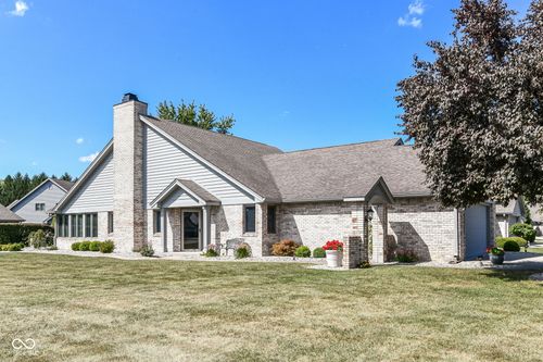 917 Summerlin Ct, Anderson, IN, 46011-9021 | Card Image