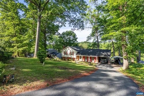 186 Sunset Dr, STANARDSVILLE, VA, 22973-3705 | Card Image