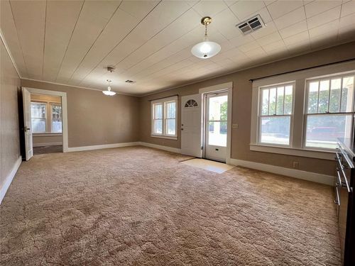 419 E 6th St, Hydro, OK, 73048-8621 | Card Image