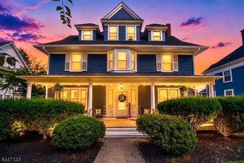 11 N Mountain Ave, Montclair, NJ, 07042-1810 | Card Image