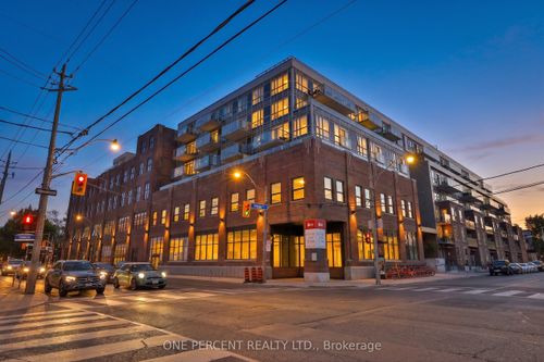 329-150 Logan Ave, Toronto, ON, M4M0E4 | Card Image