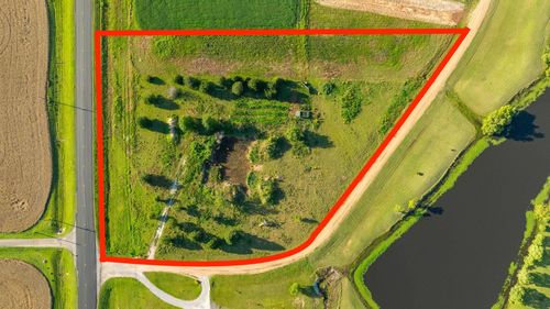 1175 N Thaddeus Dr, Conway Springs, KS, 67031-8138 | Card Image