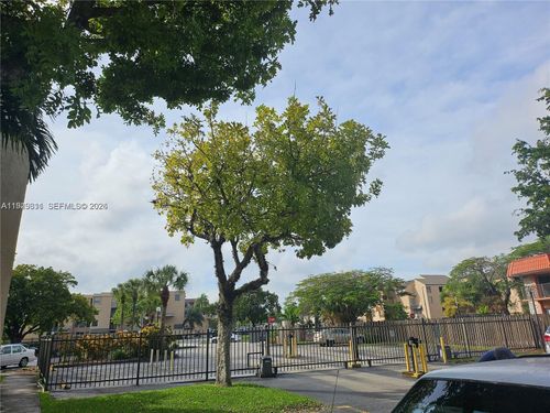1h-10641 Sw 108th Ave, Miami, FL, 33176-8150 | Card Image