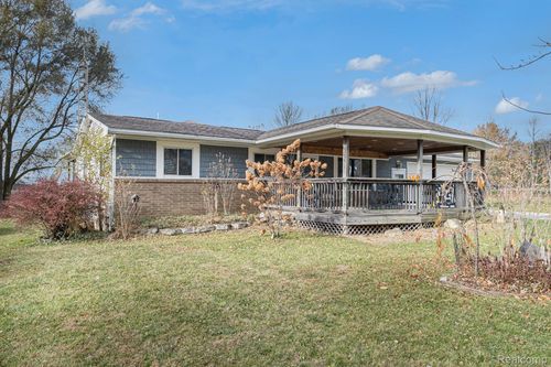 8694 Sheridan Rd, Millington, MI, 48746-9653 | Card Image