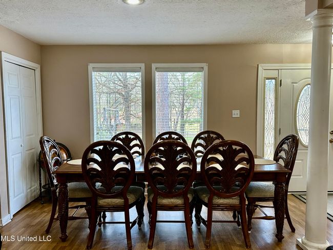 FORMAL DINING | Image 24