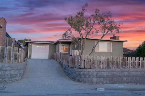 1610 Soto St, Seaside, CA, 93955 | Card Image