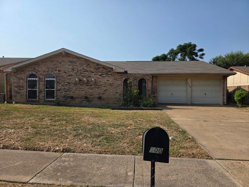 500 Cavendish Dr, Arlington, TX, 76014-2106 | Card Image