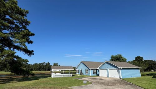 140 Meadowview Dr, Trinity, TX, 75862-9007 | Card Image