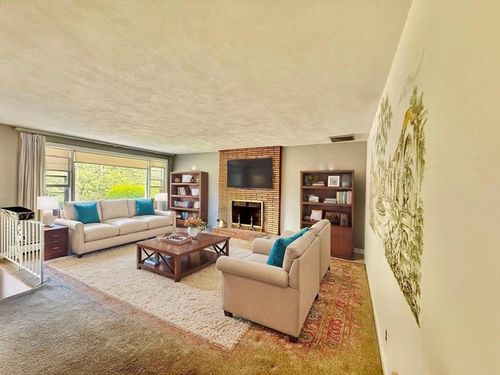 2nd-fl-90 Grover Rd, Medford, MA, 02155-1950 | Card Image
