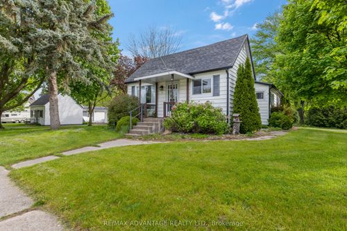 30 Broadway Ave, Ridgetown, ON, N0P2C0 | Card Image