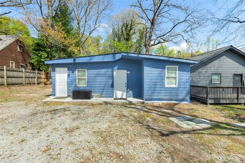 3209 Peachtree St, Lithia Springs, GA, 30122-1429 | Card Image