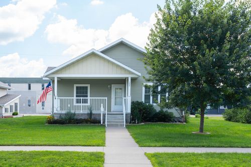 156 19th Avenue N, Saint Cloud, MN, 56303 | Card Image