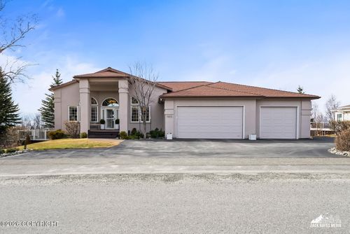 5805 Prominence Pointe Dr, Anchorage, AK, 99516-5415 | Card Image