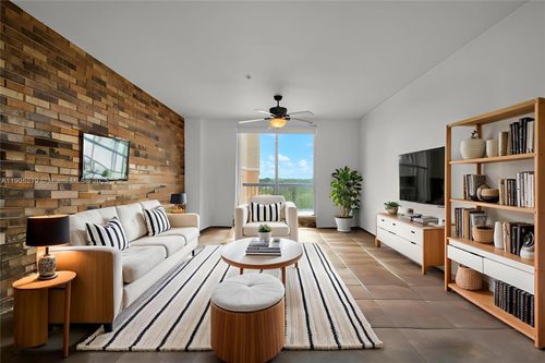 apt-604-2400 Sw 27th Ave, Miami, FL, 33145-3644 | Card Image