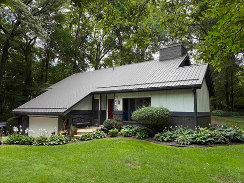 12418 Dee Dr, Plymouth, IN, 46563-8601 | Card Image