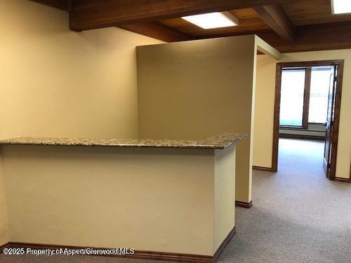 720 E Durant Ave, Aspen, CO, 81611-2084 | Card Image