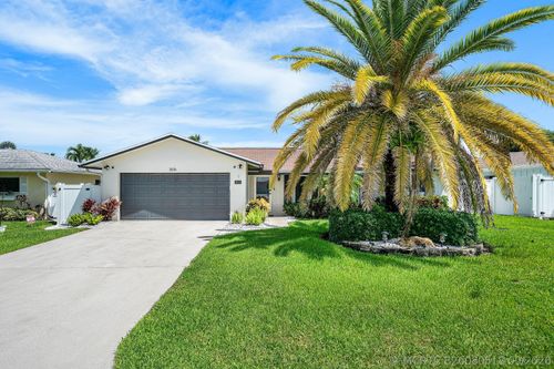 3616 Se 2nd St, Boynton Beach, FL, 33435-8614 | Card Image