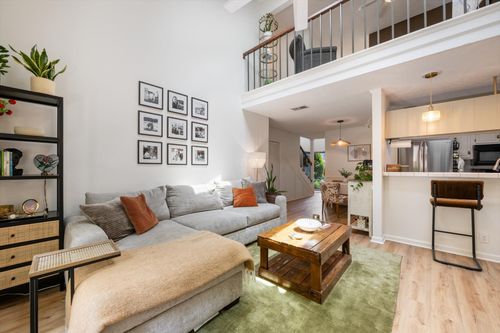 365 Yorkshire Cir, Nashville, TN, 37211-7137 | Card Image