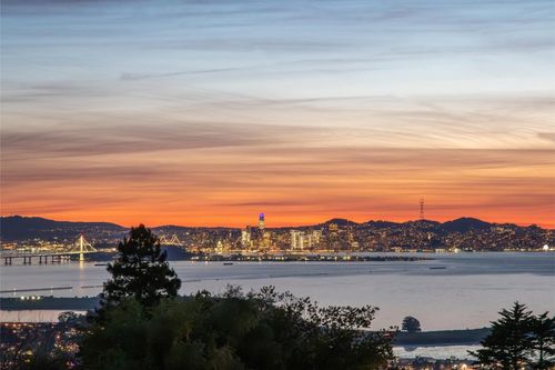 911 Clark Pl, El Cerrito, CA, 94530-2708 | Card Image