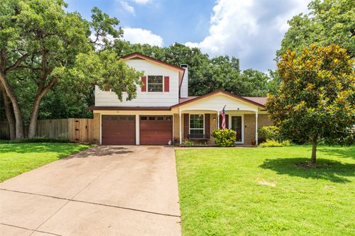 2930 Duff Dr, Arlington, TX, 76013-2007 | Card Image