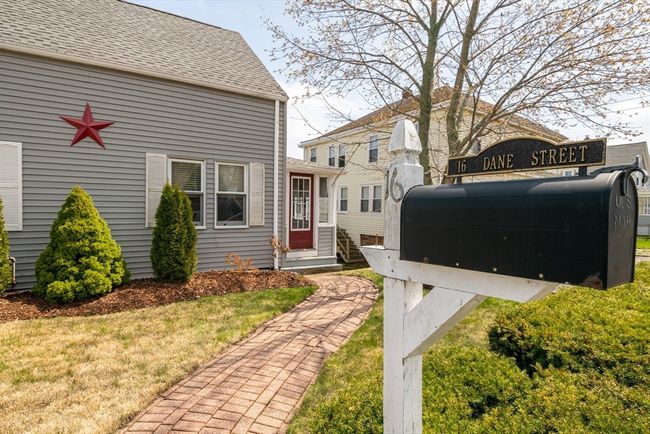 16 Dane St, House other with 3 bedrooms, 2 bathrooms and 3 parking in Peabody MA | Image 4