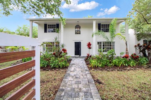 6900 Sw 104th St, Pinecrest, FL, 33156-3256 | Card Image