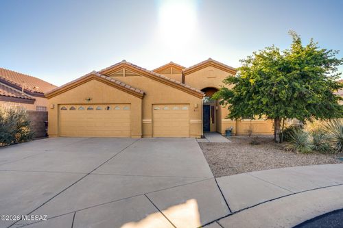 7063 W Autumn Dew Court, Tucson, AZ, 85743 | Card Image
