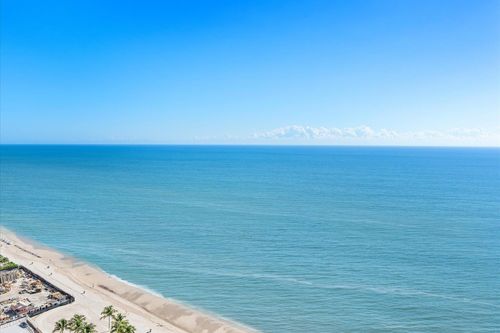 3704-18201 Collins Ave, Sunny Isles Beach, FL, 33160-5107 | Card Image
