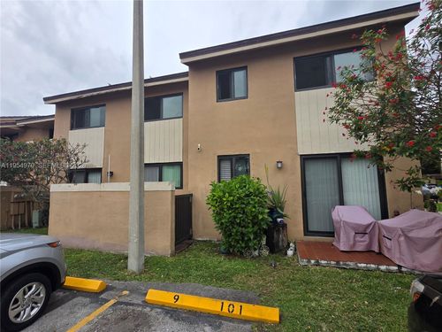 202-9-15439 Sw 80th St, Miami, FL, 33193 | Card Image