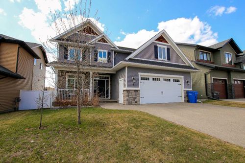 6 Grove Close, Red Deer, AB, T4P0P4 | Card Image