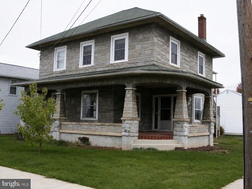 112 N Strawberry Street, FREDERICKSBURG, PA, 17026 | Card Image