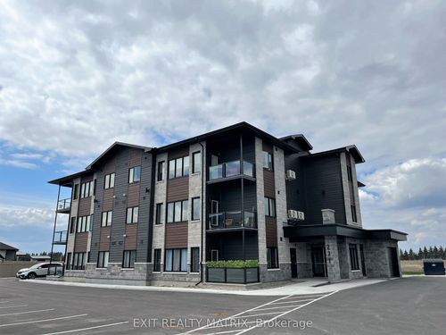 103-271 Belfort St, Embrun, ON, K0A1W0 | Card Image