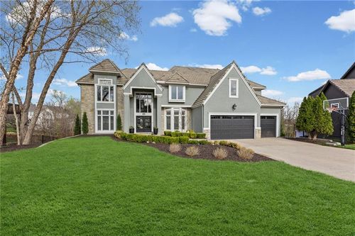 4246 W 150th Ter, Leawood, KS, 66224-9538 | Card Image