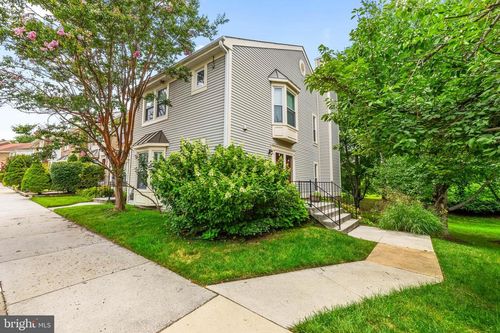 6944 Copperbend Ln, BALTIMORE, MD, 21209-1631 | Card Image