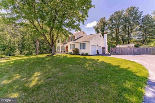 127 Timber Springs Ln, EXTON, PA, 19341-1437 | Card Image