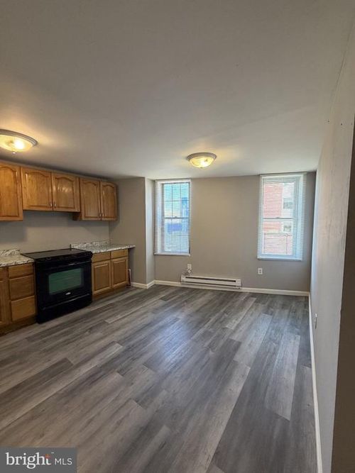2-4650 Paul St, PHILADELPHIA, PA, 19124-3363 | Card Image