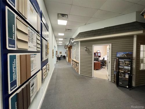 475 Webster St, Pinckney, MI, 48169-8738 | Card Image