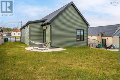 23 Monarch Terr, House other with 2 bedrooms, 2 bathrooms and null parking in Truro NS | Image 2