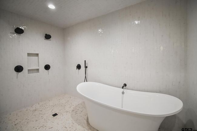 7863 Cross Rd, House other with 3 bedrooms, 3 bathrooms and null parking in Tyler TX | Image 21