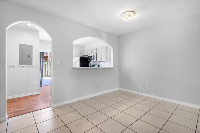 APT-4 - 7749 W 36 Th Ave, Townhouse with 3 bedrooms, 3 bathrooms and null parking in Hialeah FL | Image 5