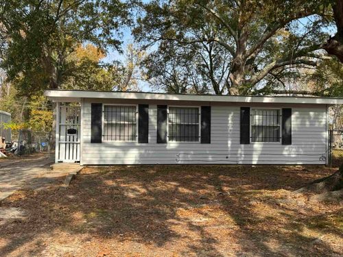 3203 S Iris St, Pine Bluff, AR, 71603-3847 | Card Image