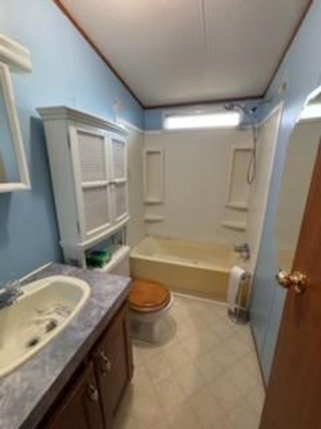 24894 Us Highway 19, House other with 2 bedrooms, 2 bathrooms and null parking in Cedar Bluff VA | Image 20